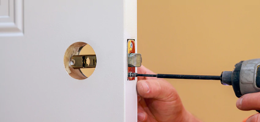 Stuck Door Knobs Repair in Hillside, NJ